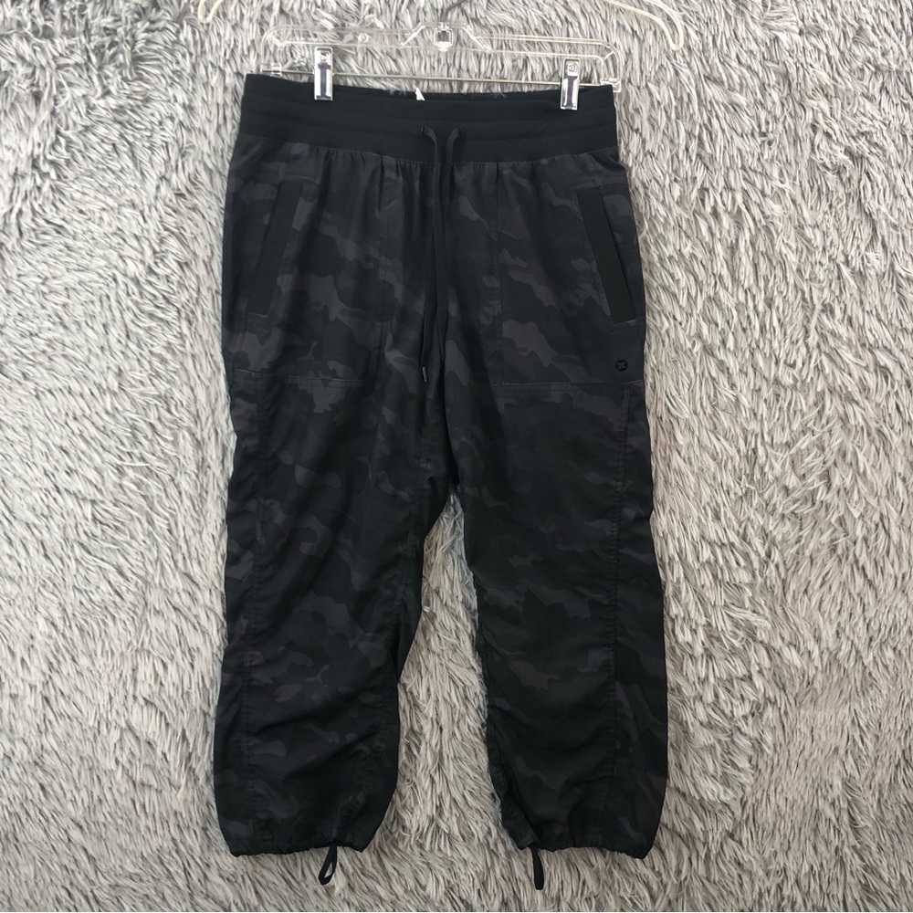 RBX Pants Womens Small Cropped Camouflage Tie Waist Pockets Black Gray Athletic